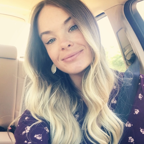 Meet your Posher, Katy - Picture 1 of 1